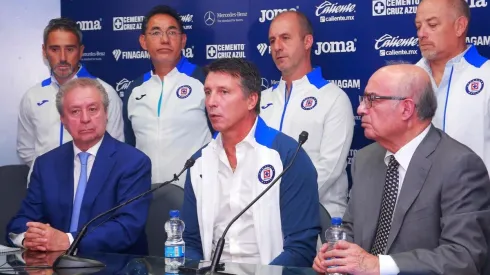 La directiva de Cruz Azul va de problema en problema.