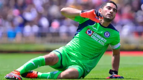 Abucheos a José de Jesús Corona en el juego de Cruz Azul vs León