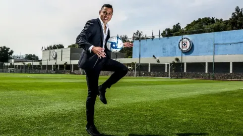 El Cata rechaza a Chivas: "Quiero quedarme siempre en Cruz Azul"