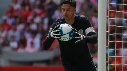 Humo: Cruz Azul va por Alfredo Talavera en triangulación con Chivas y Toluca