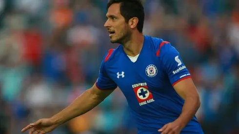 A sus 38 años, el atacante sigue rompiendo redes en Sudamérica