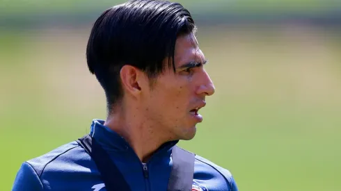 José Madueña sigue entrenando mientras espera su traspaso a Chivas