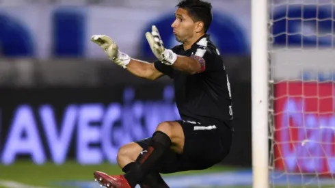 Directiva de Independiente vuelve a Argentina sin acuerdo para vender a Campaña