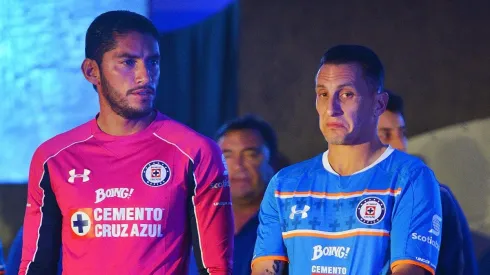 El Chaco emplaza a Cruz Azul y pide que Chuy y Cata se retiren en casa