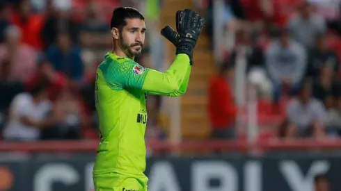Cruz Azul habría mostrado interés en portero de Querétaro.