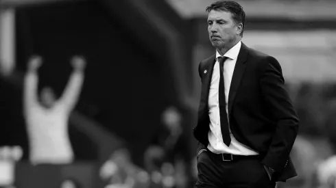 Afición de Cruz Azul vuelve Trending Topic #FueraSiboldi en rechazo al DT de la Máquina