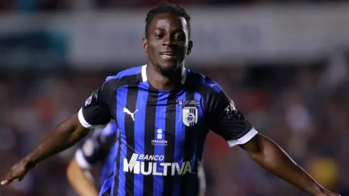 Cruz Azul reactiva la opción de Aké Loba como refuerzo