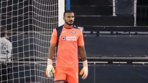 Saprissa no puede pagar el sueldo de Allison y se traba su salida de Cruz Azul