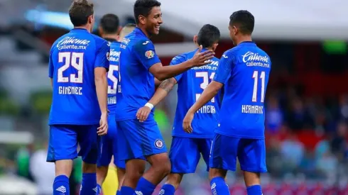 Jugadores de Cruz Azul celebran triunfo en redes sociales.
