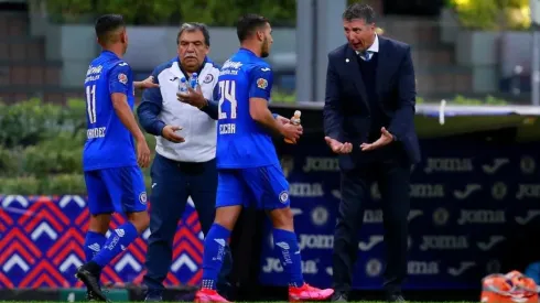 El técnico uruguayo volvería a confiar en Juan Escobar