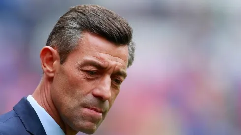 Caixinha en su etapa como técnico cementero