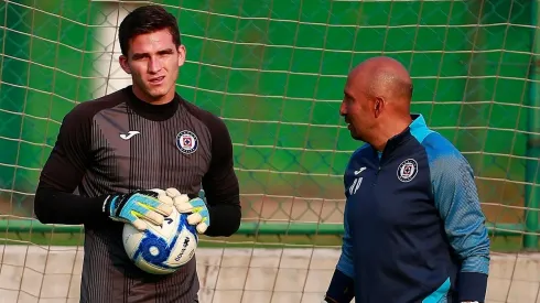Sesión de porteros en Cruz Azul