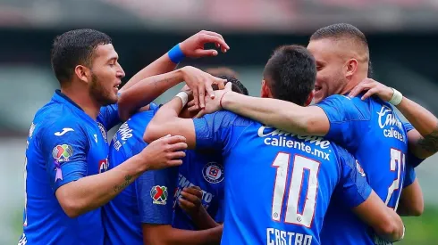 Cruz Azul golea a Xolos y se afirma en la cima de la tabla de Liga MX