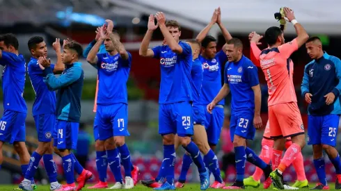Plantel de Cruz Azul acepta baja en sus sueldos para ayudar en la crisis