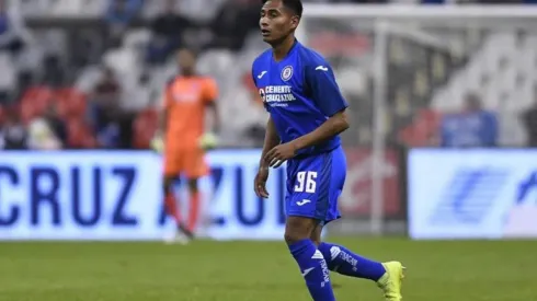 González en su debut contra el Atlas en el Clausura 2020