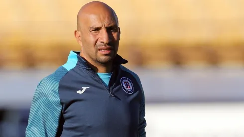 El Conejo es el actual preparador de porteros de Cruz Azul
