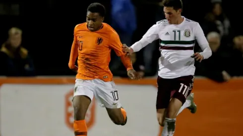 Giménez en un torneo Sub-20 ante el seleccionado de los Países Bajos