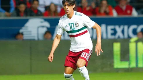 JJ Macías en un partido amistoso ante Trinidad y Tobago