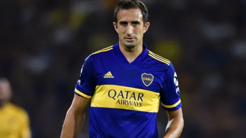 Izquierdoz en un partido de la Superliga argentina con Boca Juniors