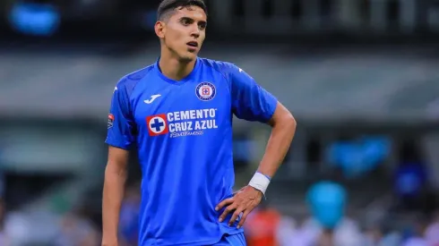 Josué Reyes ante el Portmore UNited
