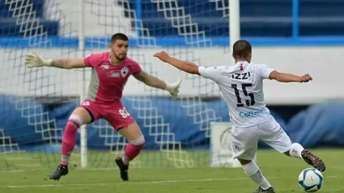 Ex DT de Gudiño en Cruz Azul lo elogia y lo compara con Corona