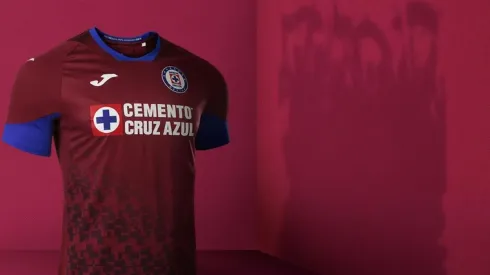 El novedoso color de la tercera jersey de Cruz Azul: ¿por qué burdeos?