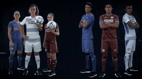 La polémica por el escudo Femenil en la presentación de la playera