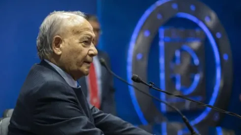 Billy Álvarez en una rueda de prensa