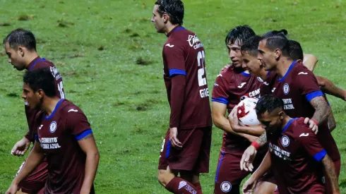 ¿En qué posición Cruz Azul pudo traer un tercer refuerzo?