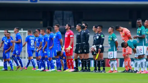¿Cómo eligen en Cruz Azul a los titulares y suplentes?