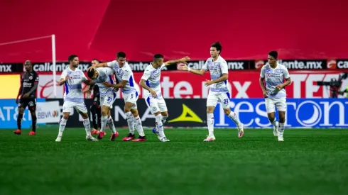 Santiago Giménez anotó el 1-1 parcial.