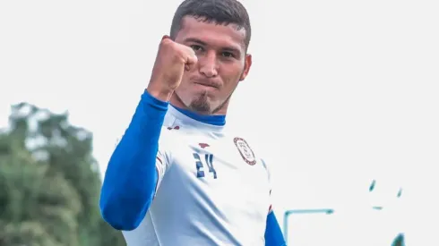 Juan Escobar vuelve a la convocatoria de Cruz Azul para el duelo ante Mazatlán.
