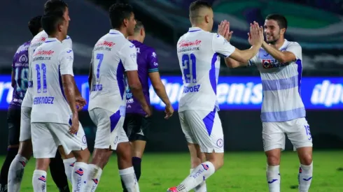 Cruz Azul derrotó por 3-2 a Mazatlán.