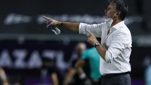 Robert Dante Siboldi anticipó el Clásico Joven.