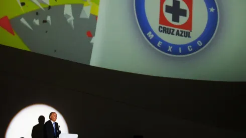 Billy Álvarez está en el ojo del huracán.