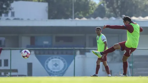 Rafael Baca en un entrenamiento de Cruz Azul