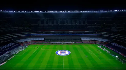 El Estadio Azteca seguirá a puertas cerradas para el público