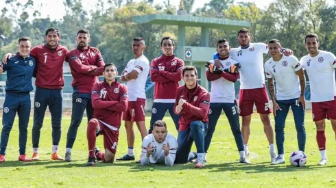 La plantilla de Cruz Azul viaja esta tarde a Monterrey.