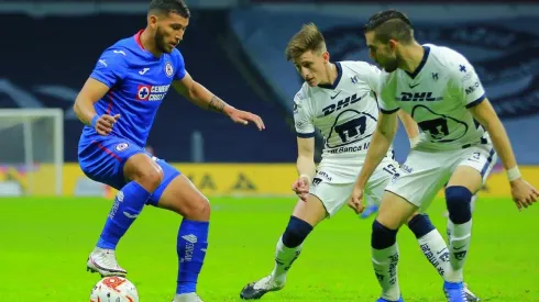 Cruz Azul y Pumas se enfrentan hoy.