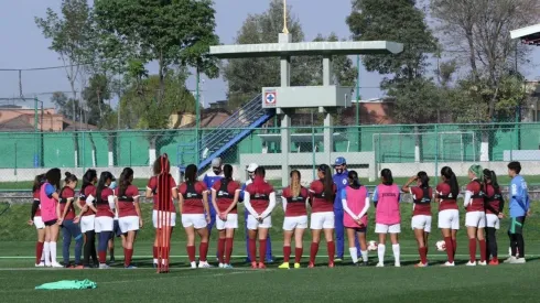 La Femenil entrena en La Noria.