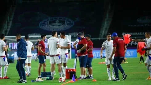 ¡Malas noticias! Dos bajas para el debut ante Santos