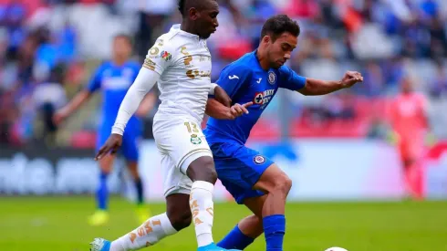 Cruz Azul y Santos se enfrentan este domingo.
