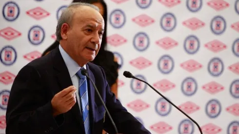 Billy Álvarez en rueda de prensa con Cruz Azul