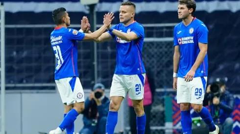 Cruz Azul goleó 4-1 a Querétaro.