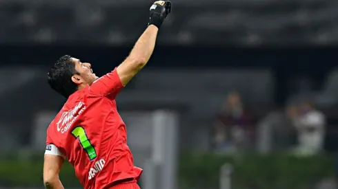 Jesús Corona en un partido del Guardianes 2020