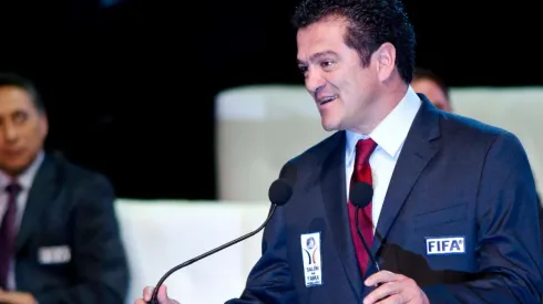 Carlos Hermosillo no llegó a Cruz Azul.