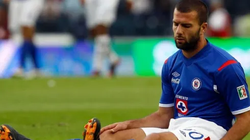 Emanuel Villa en su etapa como jugador de Cruz Azul
