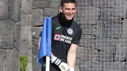 Sebastián Jurado ya tuvo su debut con Cruz Azul en el Guard1anes 2021.