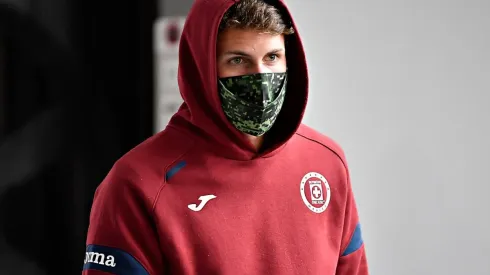 Santiago Giménez ha sido titular en seis partidos con Cruz Azul en el Guard1anes 2021.