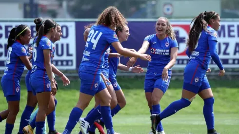 La Femenil podría jugar en el Azteca.